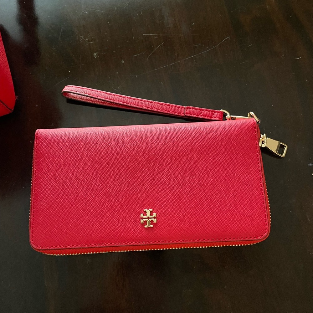 Tory Burch Emerson Continental Wallet NWOT